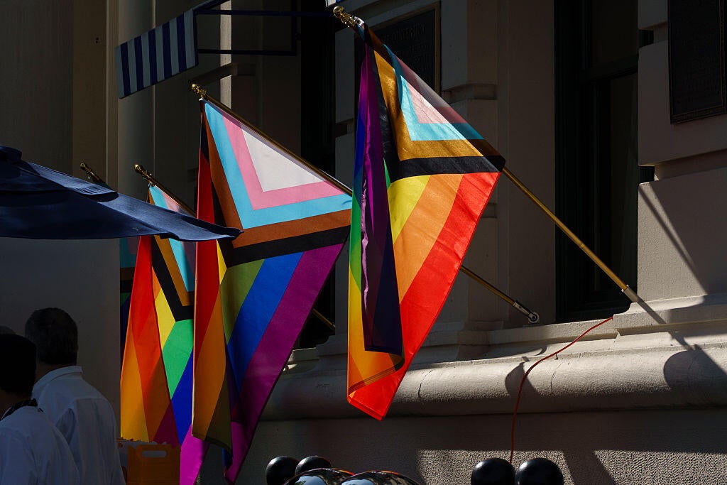 empty alt